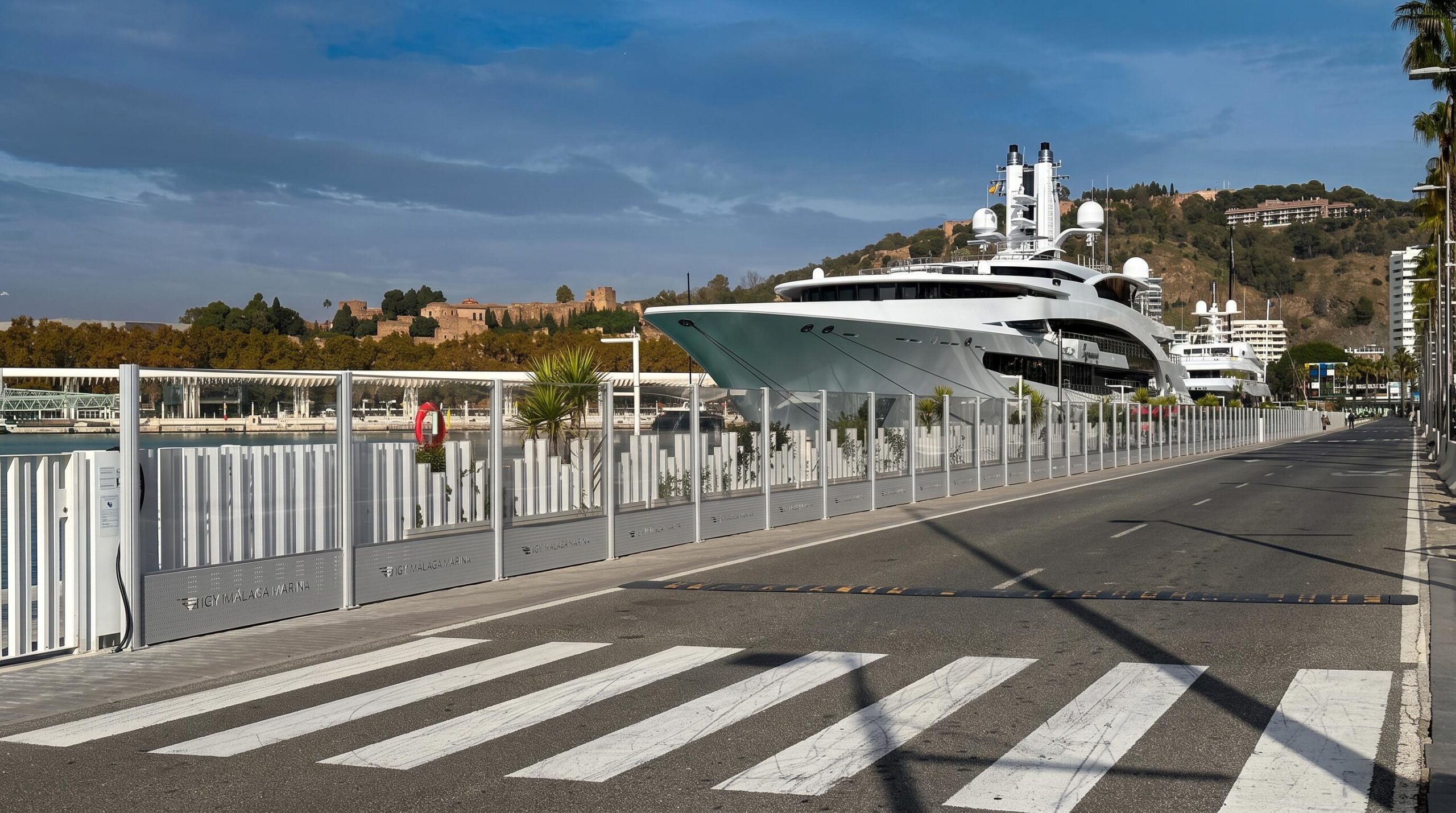 DTAC perimeter fencing at IGY Málaga Marina